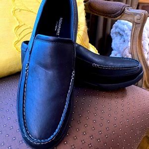 Mens black leather slip on shoes